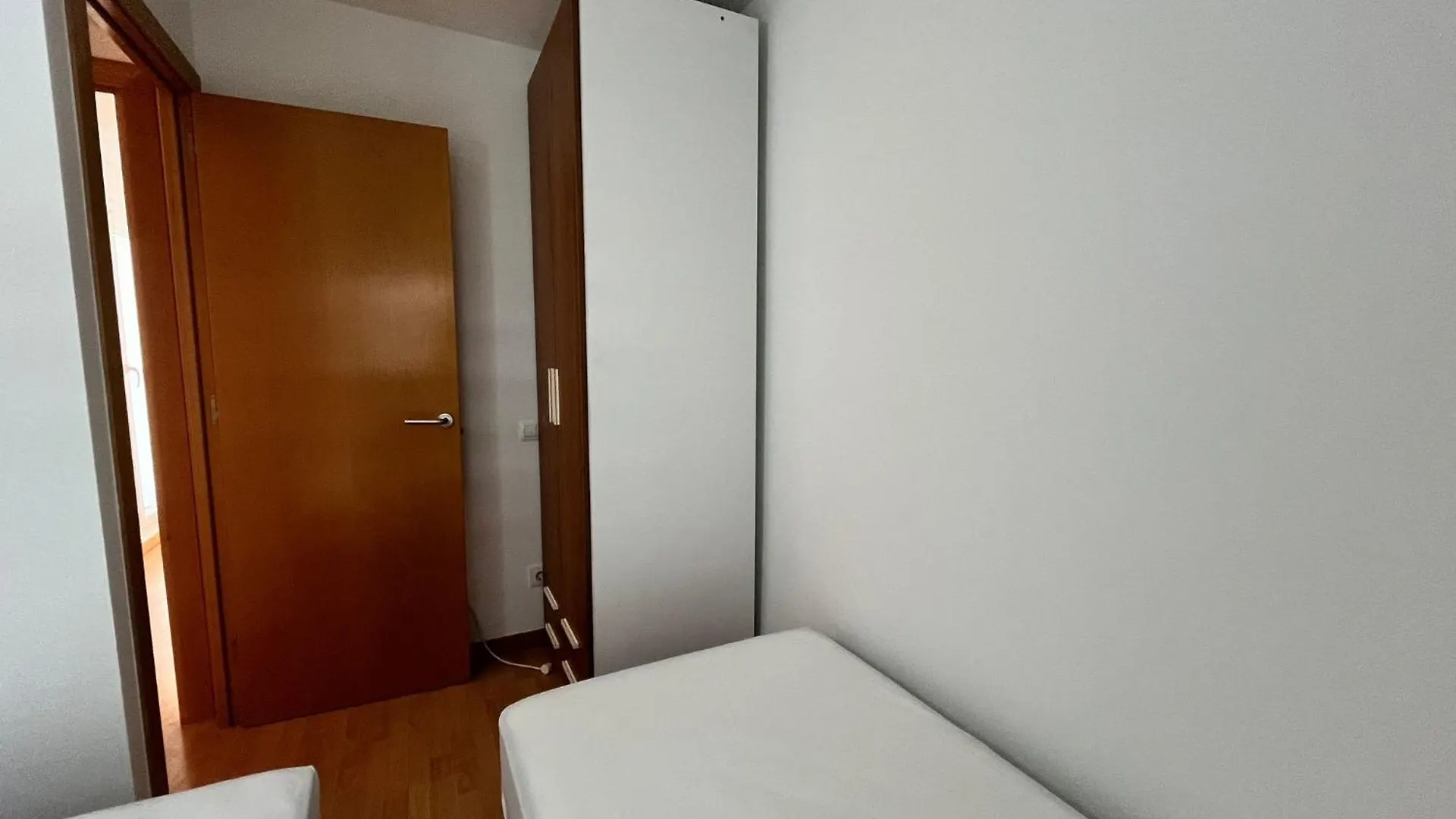 Apartment Apartamento Con Piscina En Roses Spain